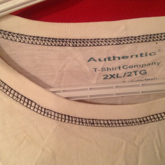 Guelph Storm championship tshirt - Picture 2 of 3